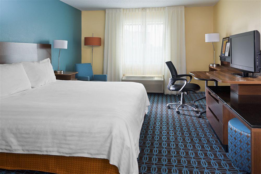 Hotel Fairfield & Ontario Mansfield