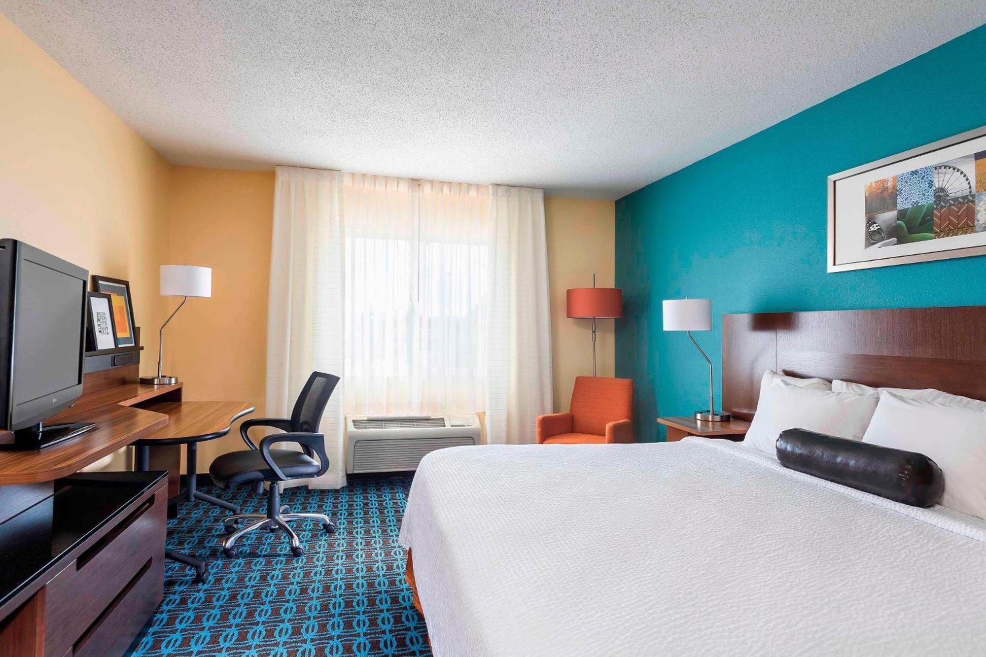Hotel Fairfield & Ontario 3*